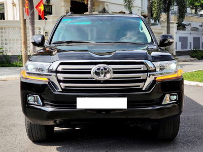 Hơn 1 TỶ có xe phôm LC300 Land Cruiser cực Chất nè