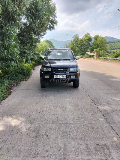 Bán xe 8 chỗ Isuzu Highlander bản đủ