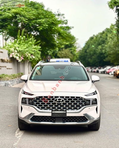 Xe Hyundai SantaFe Cao cấp 2.5L HTRAC 2024