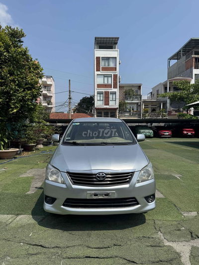 Toyota Innova 2014 2.0E - thu hồi vốn