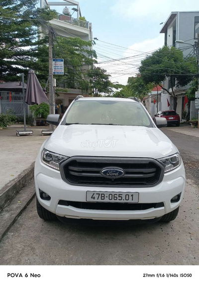 145 2019 XLT 2.2L 4x4 AT - 880000 km