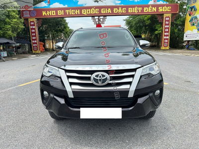 Xe Toyota Fortuner 2.4G 4x2 MT 2019