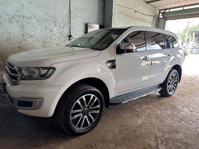 Ford Everest 2019 Trend 2.0L AT 4x2 - 150000 km