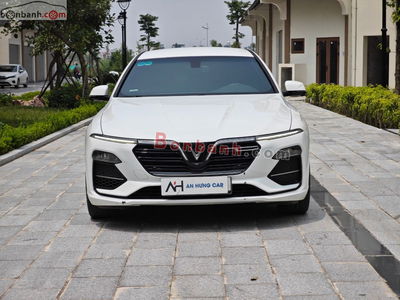 Xe VinFast Lux A 2.0 Plus 2.0 AT 2020