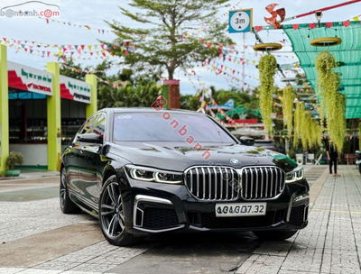 Xe BMW 7 Series 730Li M Sport 2020