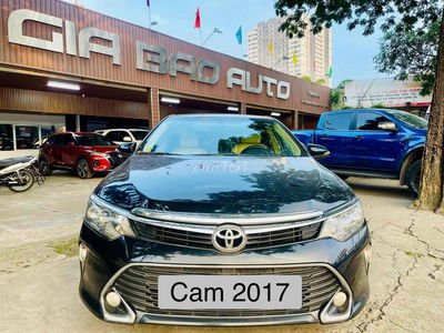 Toyota Camry 2.0E 2017 một chủ có hoá đơn