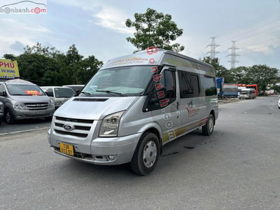 Xe Ford Transit 2.4L 2011