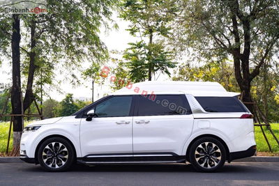 Xe Kia Carnival Royal 2.2D 2022