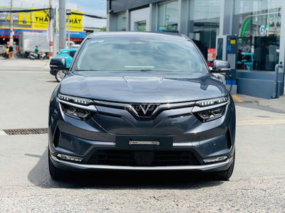 VinFast VF8 2023 Eco Xám, Pin CATL - 55000 km
