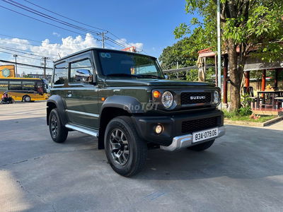 Suzuki Jimny 2023 chuẩn gia đình dùng 5500 km