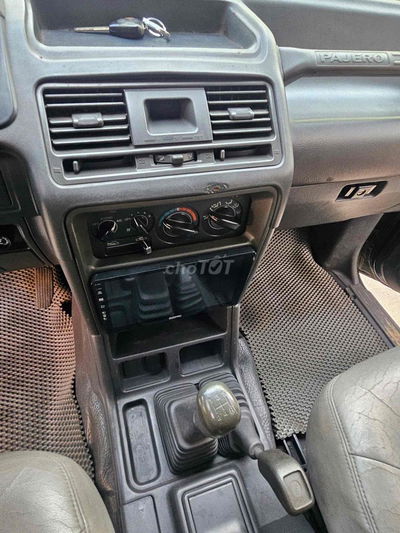 Mitsubishi Pajero V33. 2005 - 200000 km