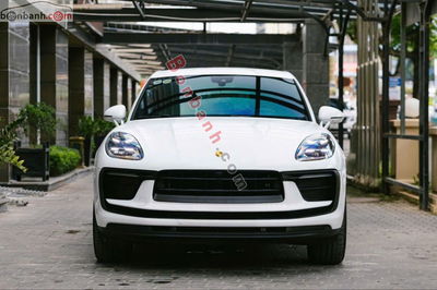 Xe Porsche Macan 2.0 2024