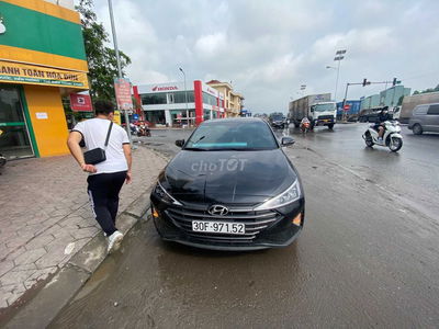 Hyundai Elantra 2019 2.0 AT - 48000 km