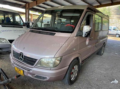 Mercedes Sprinter tải van 3 chỗ trên 940kg