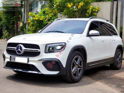 Xe Mercedes Benz GLB 200 AMG 2022