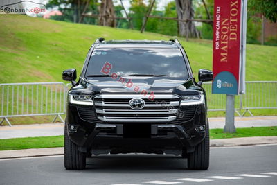 Xe Toyota Land Cruiser 3.5 V6 2023