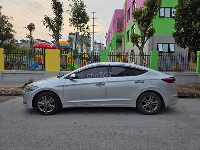 Hyundai Elantra 2016 1.6 AT xe đẹp bản đủ