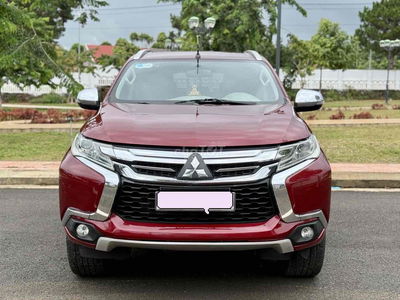 Mitsubishi Pajero Sport 2019 máy dầu số sàn