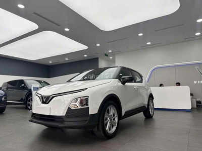 VF5 giảm 4% - lãi suất thấp 0.57%- tặng 2 năm BhTx