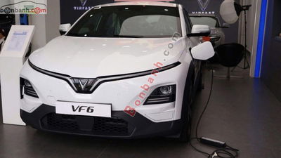Xe VinFast VF6 Plus 2025