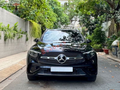 Xe Mercedes Benz GLC 300 4Matic 2023