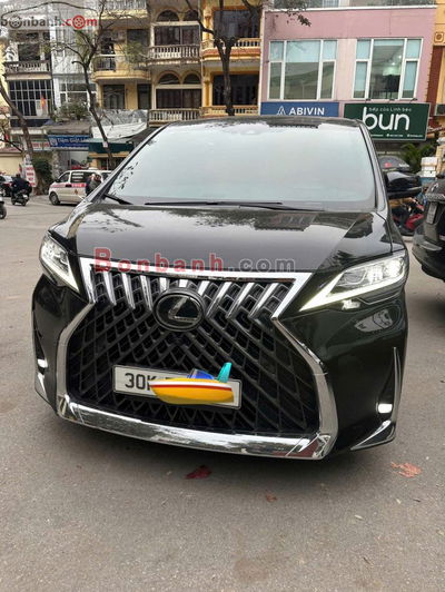 Xe Lexus LM 350 2021
