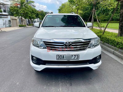 Xe Toyota Fortuner TRD Sportivo 4x2 AT 2014