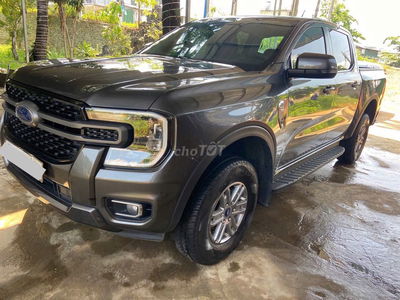 Bán Ford Ranger XLS tự động dk 2024 màu Xám đi kỹ