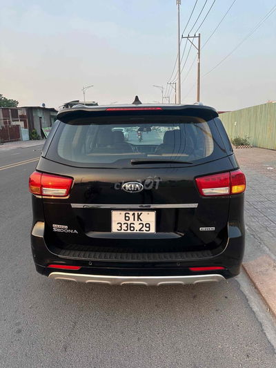 kia sedona máy dầu bản ful xe cực mới ghế da rin