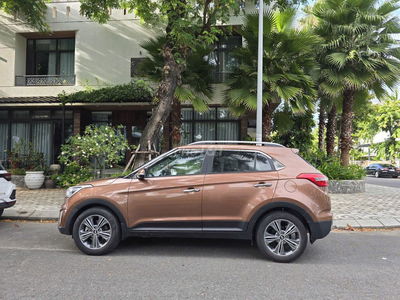 Hyundai Creta 2015 1.6 AT Petrol - 120000 km
