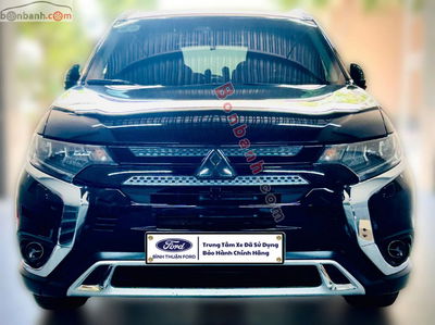 Xe Mitsubishi Outlander Premium 2.4 CVT 2021