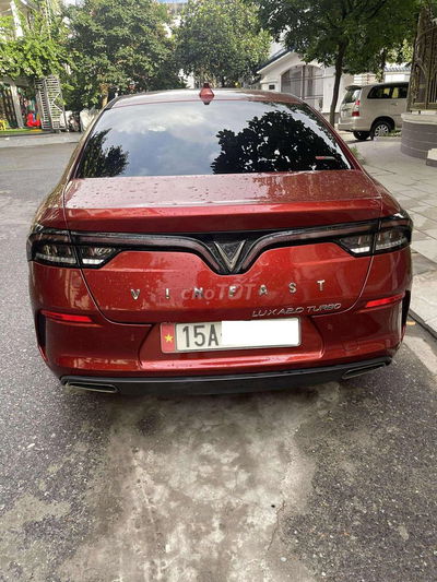VinFast Lux A2.0 2019 Plus 2.0 AT - 20000 km
