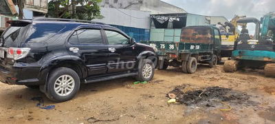 TOYOTA FORTUNER 2013