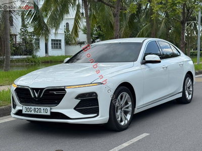 Xe VinFast Lux A 2.0 Tiêu chuẩn 2022