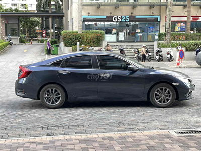 Sếp cần bán xe Honda Civic 2020