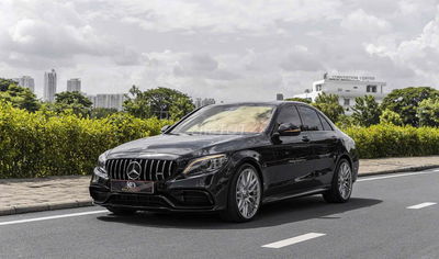 C300 up C63 limited - 2020 màu đen siêu hiếm đẹp