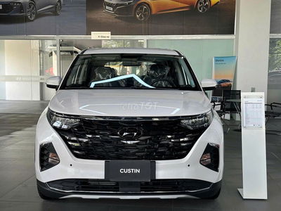 CUSTIN 1.5 TIÊU CHUẨN 7 CHỔ GHẾ THƯƠNG GIA