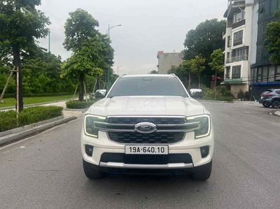 Ford Everest 2023 Titanium+ 2.0 AT 4x4 - 60000 km
