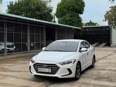 Hyundai Elantra 2019 1.6MT - 67000 km