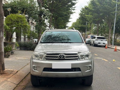 Fortuner 2012 máy xăng số tự động 2 cầu