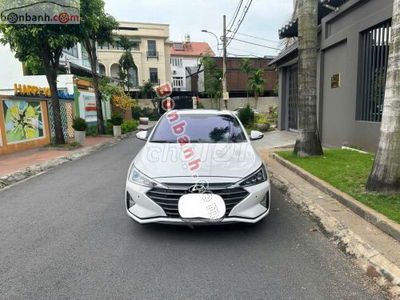 Hyundai Elantra 2.0 AT 2020