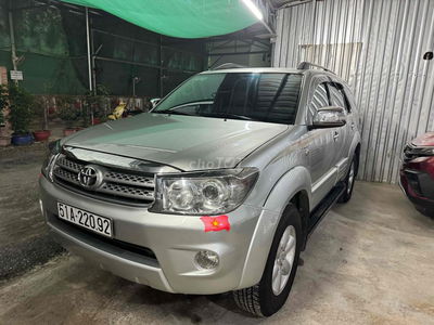 Toyota Fortuner 2011 2.7V - 140000 km