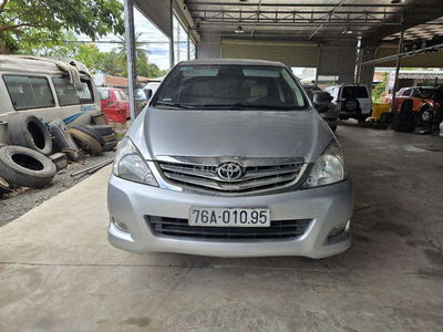 Toyota Innova 2007 - 150000 km