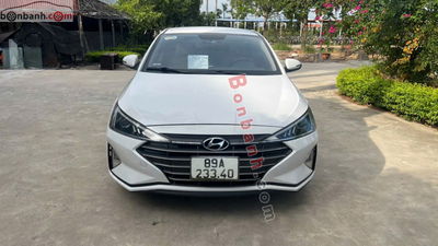 Xe Hyundai Elantra 1.6 MT 2020