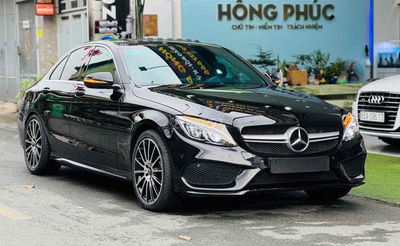 Mercedes Benz C300 AMG Model 2017