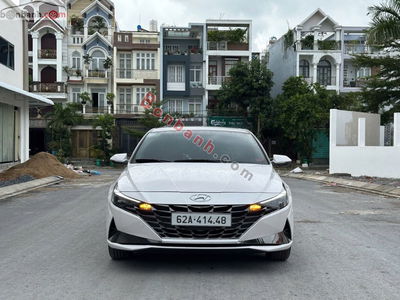 Xe Hyundai Elantra 1.6 AT Đặc biệt 2024