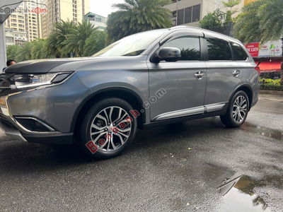 Xe Mitsubishi Outlander 2.0 CVT 2019