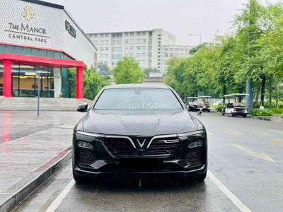 VinFast Lux A2.0 2022 A2.0 Tiêu chuẩn - 35000 km