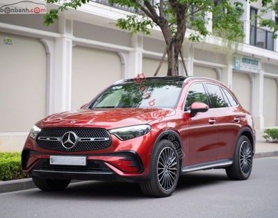 Xe Mercedes Benz GLC 300 4Matic 2023
