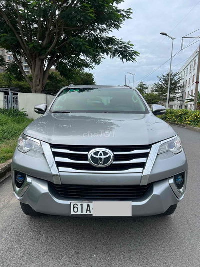 Toyota Fortuner 2017 2.7V AT tự động máy xăng
